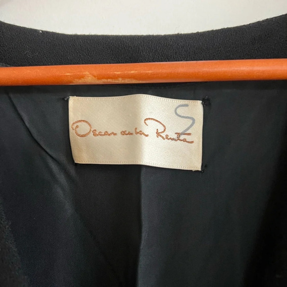 VINTAGE 1970s Oscar de la Renta Classic Black Dress | Size 4 - Picture 9 of 9